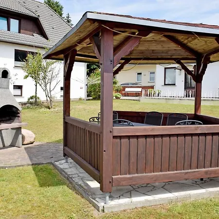 Neu _ Am Sonnensteg ホームステイ ゼリン